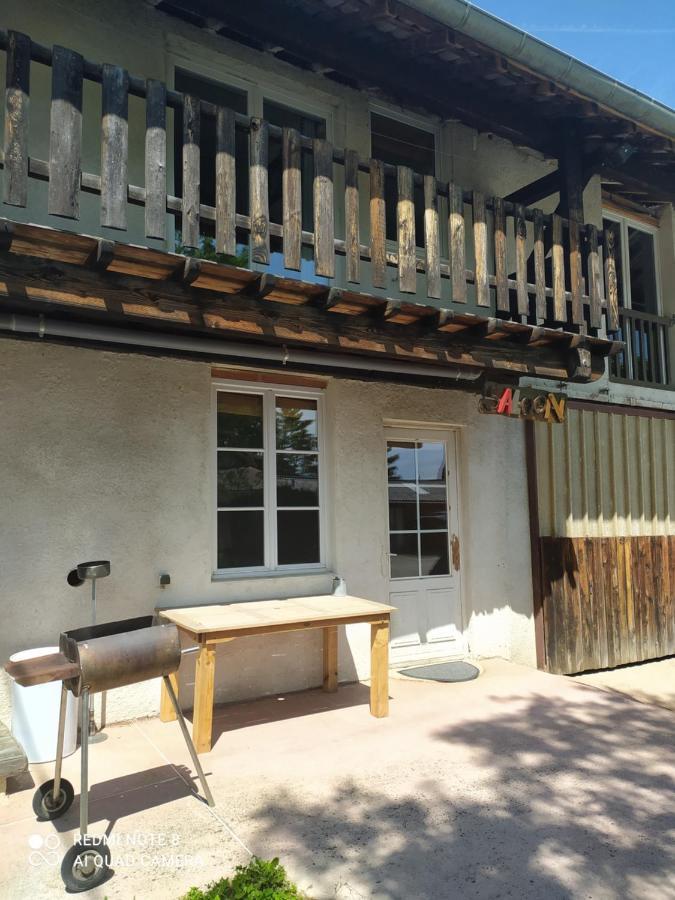 Le Saloon Hotel Chazey-sur-Ain Exterior photo